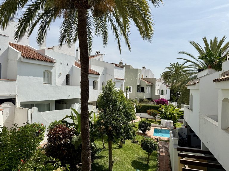 Villa for Sale in Nueva Andalucía, Malaga 1