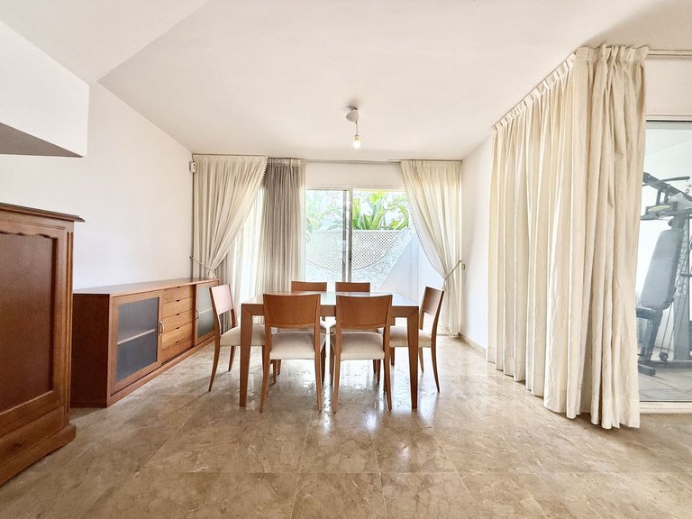 Villa for Sale in Nueva Andalucía, Malaga 10