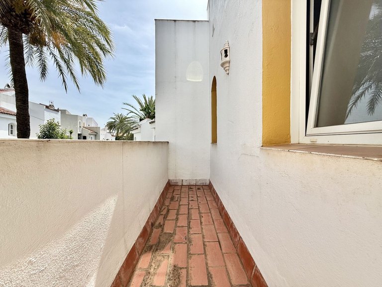 Villa for Sale in Nueva Andalucía, Malaga 23