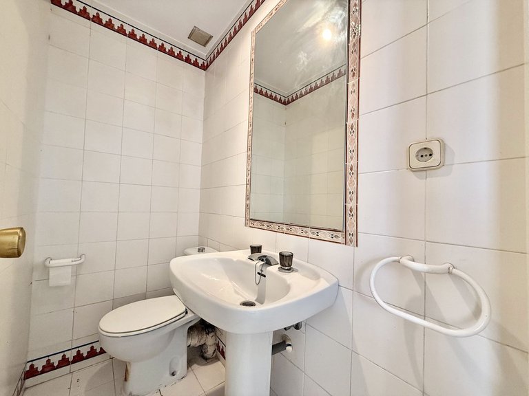 Villa for Sale in Nueva Andalucía, Malaga 29