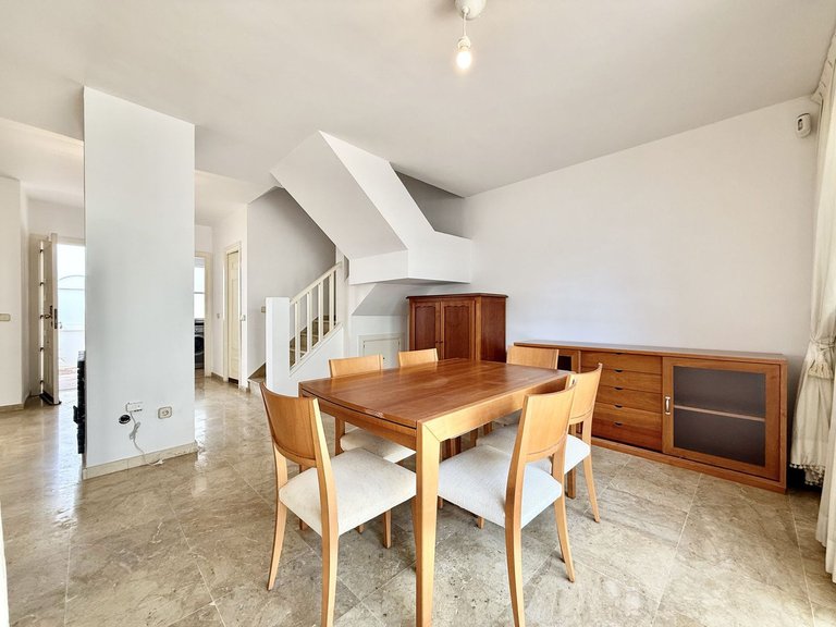 Villa for Sale in Nueva Andalucía, Malaga 8