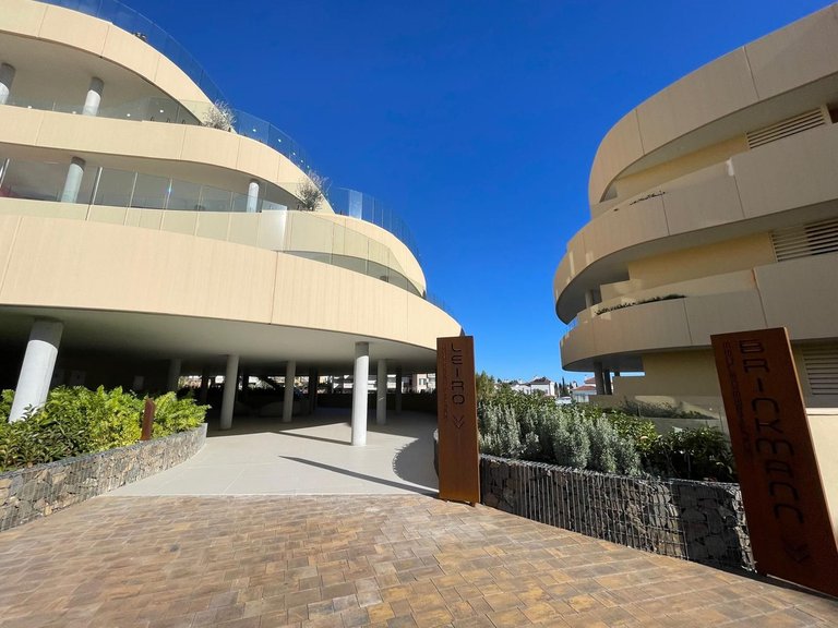Apartment for Sale in Higueron, Malaga 55