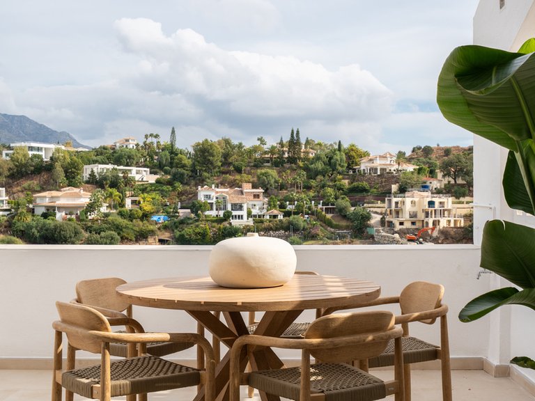 Apartment for Sale in La Quinta, Malaga 2