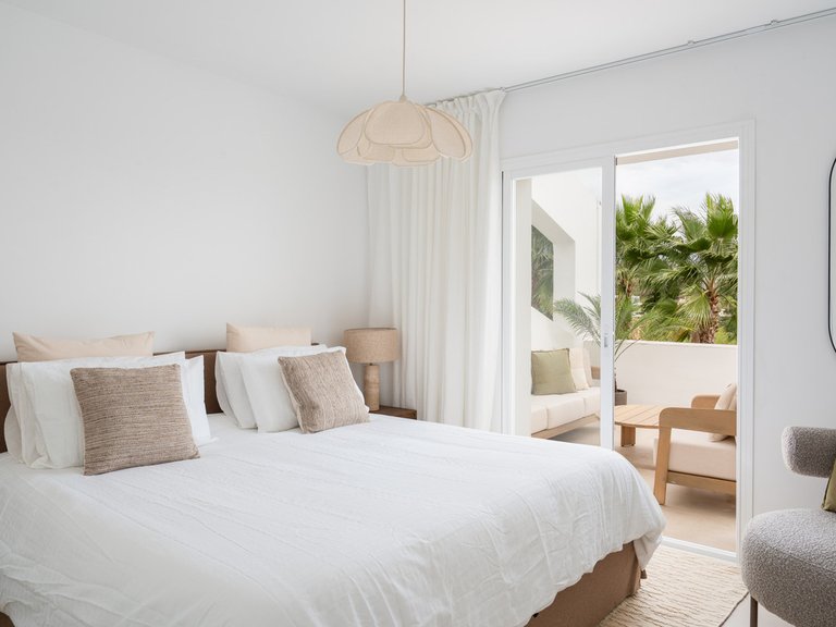 Apartment for Sale in La Quinta, Malaga 8