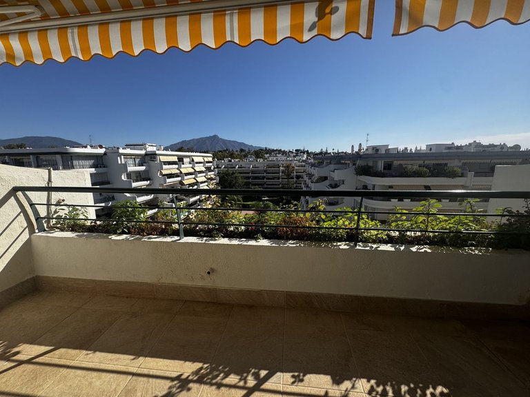 Apartment for Sale in Guadalmina Alta, Malaga 4