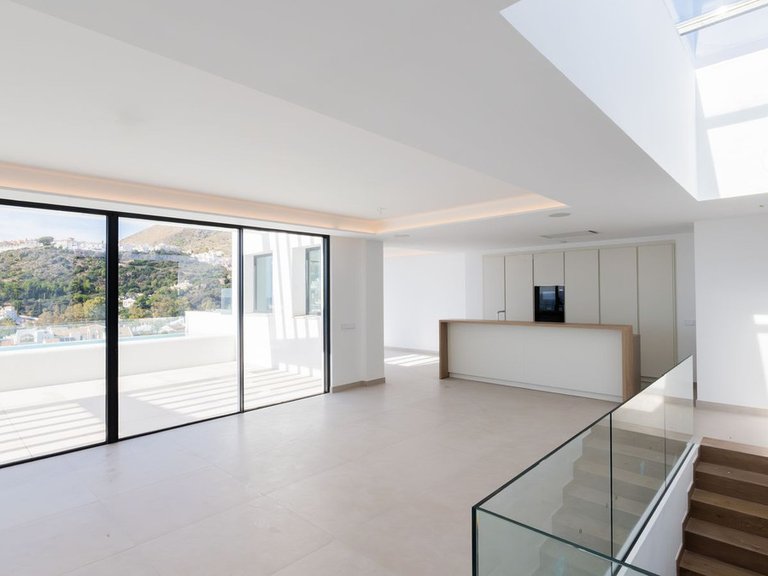 Villa for Sale in Benalmadena, Malaga 10