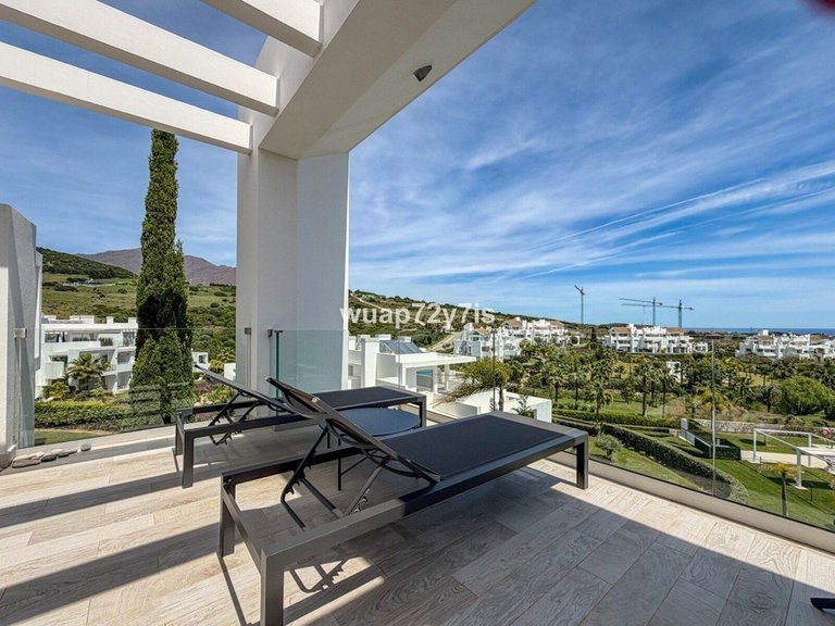 Apartment for Sale in Casares, Malaga 15