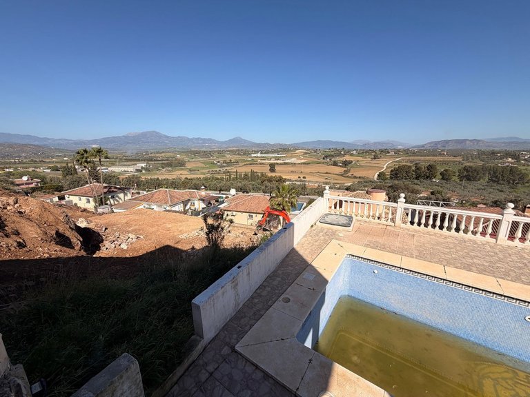 Villa for Sale in Coín, Malaga 35