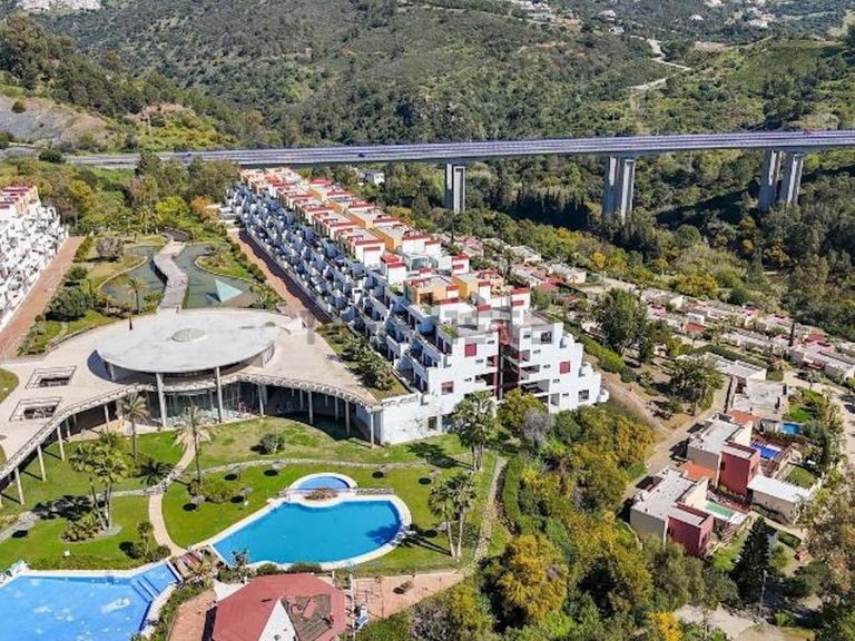 Apartment for Sale in Benahavís, Malaga 1