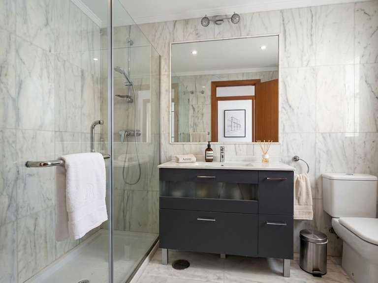 Apartment for Sale in Benahavís, Malaga 10