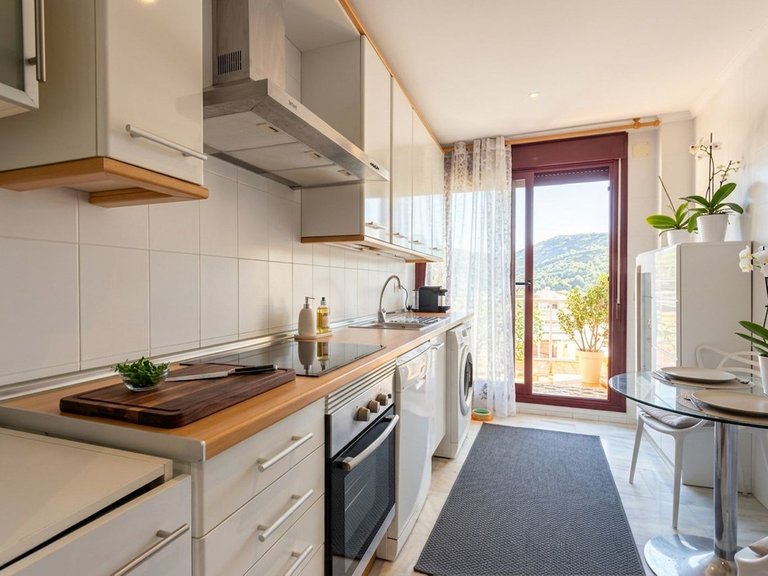 Apartment for Sale in Benahavís, Malaga 7