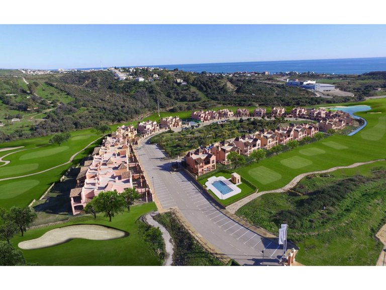 Villa for Sale in Estepona, Malaga 1
