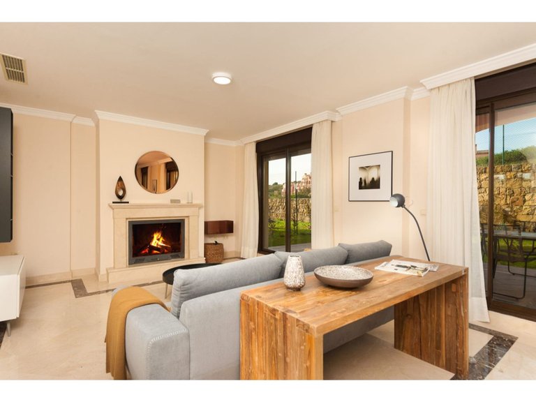 Villa for Sale in Estepona, Malaga 4