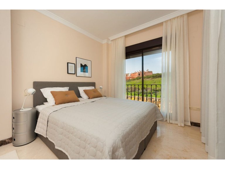 Villa for Sale in Estepona, Malaga 7