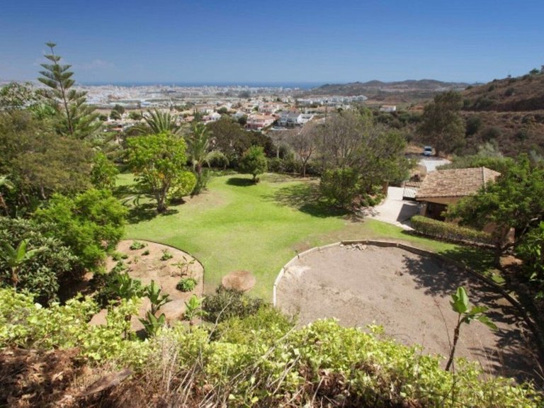 Villa for Sale in Cerros Del Aguila, Malaga 22