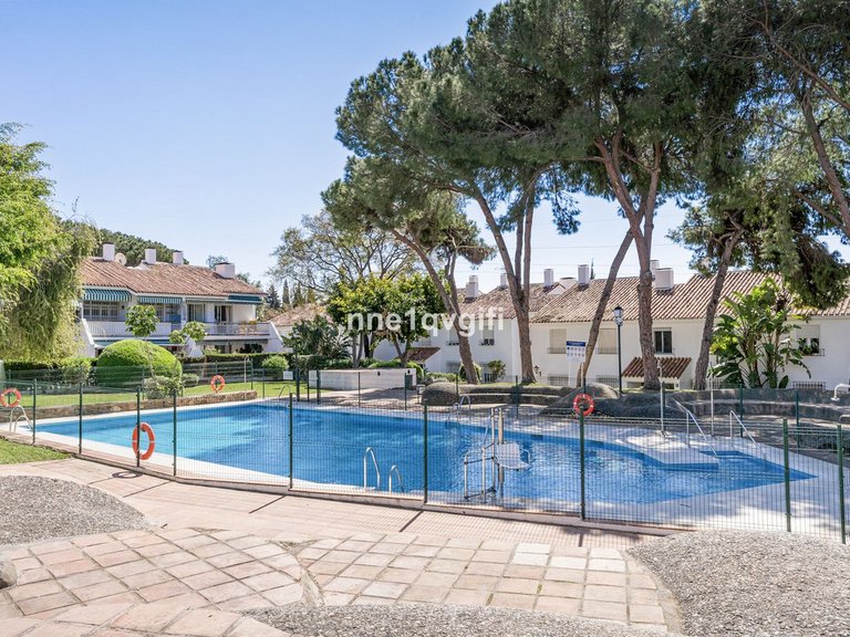 Apartment for Sale in Nagüeles, Malaga 1