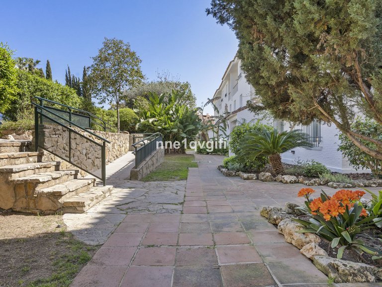 Apartment for Sale in Nagüeles, Malaga 15