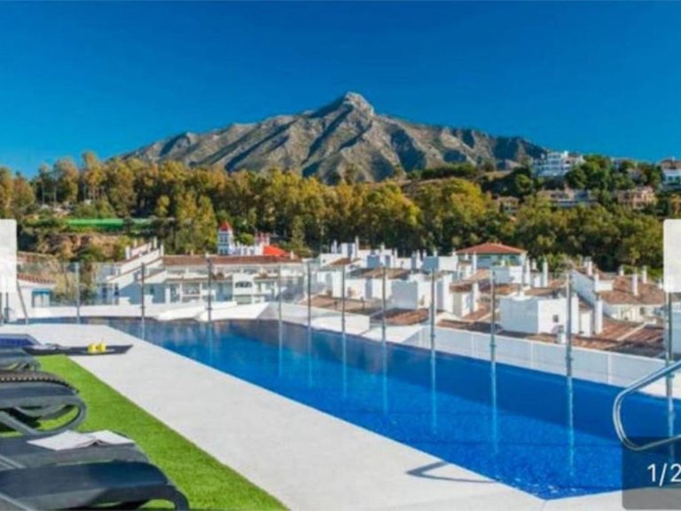 Apartment for Sale in Nueva Andalucía, Malaga 1