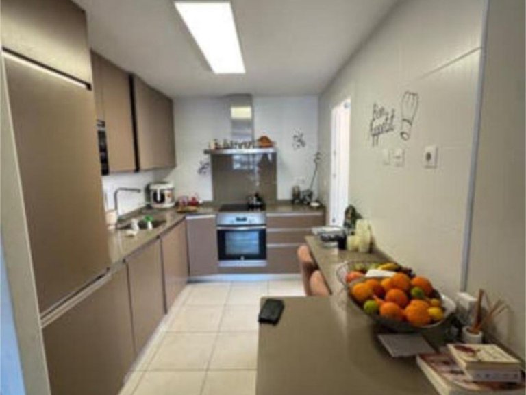 Apartment for Sale in Nueva Andalucía, Malaga 4
