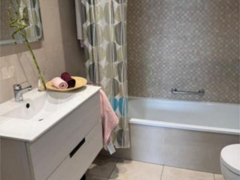 Apartment for Sale in Nueva Andalucía, Malaga 5