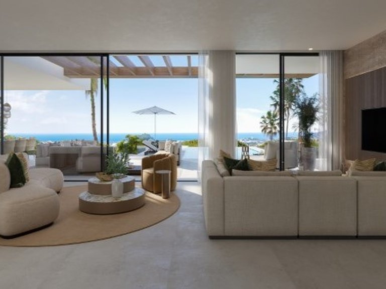 Villa for Sale in New Golden Mile, Malaga 8