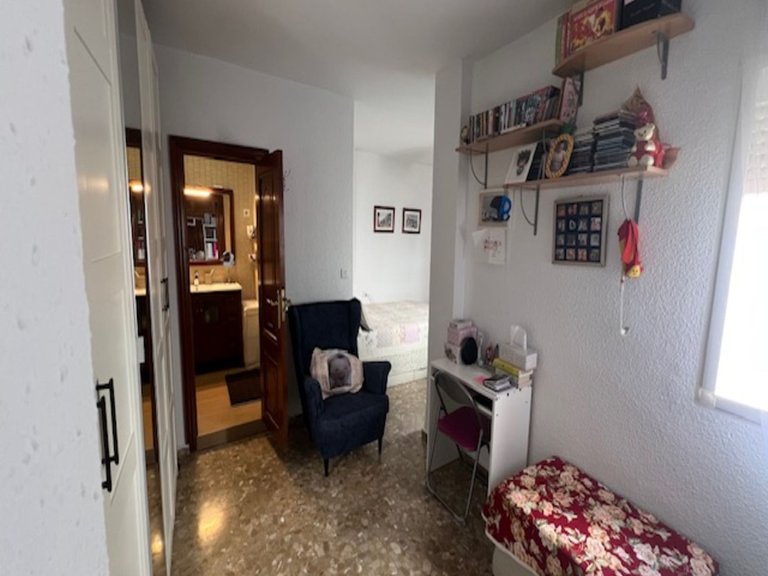 Apartment for Sale in La Trinidad, Malaga 17