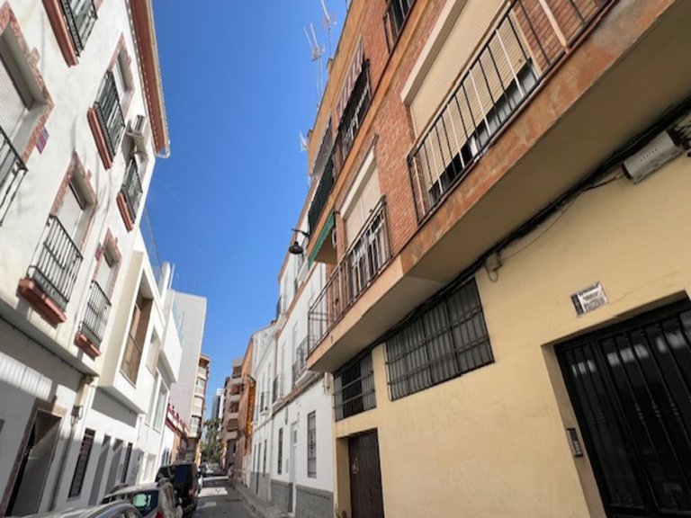 Apartment for Sale in La Trinidad, Malaga 32