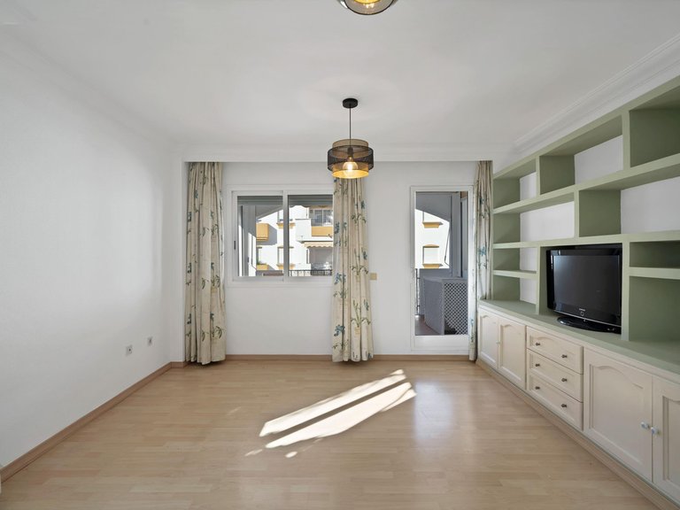 Apartment for Sale in Marbella, Malaga 14