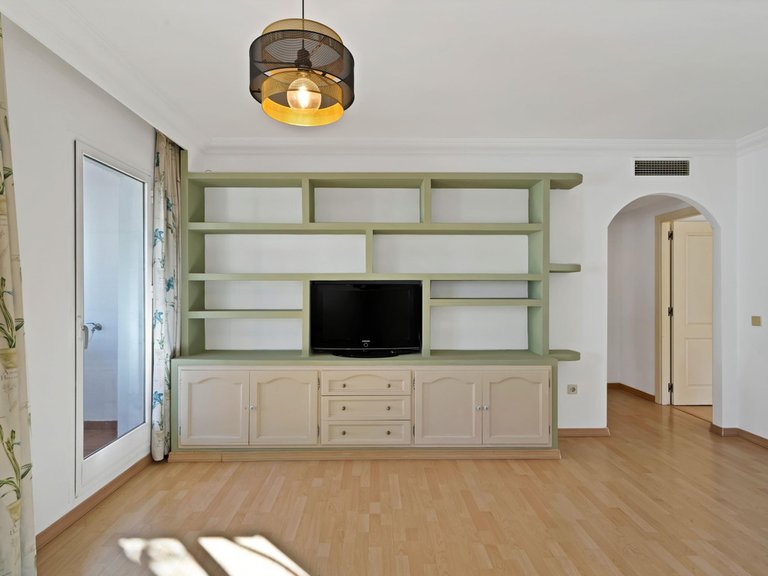 Apartment for Sale in Marbella, Malaga 16