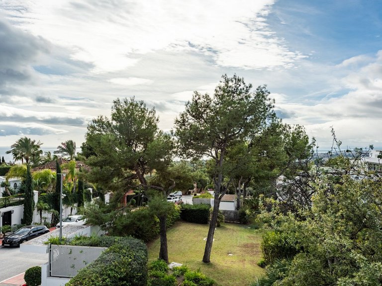 Villa for Sale in The Golden Mile, Malaga 38