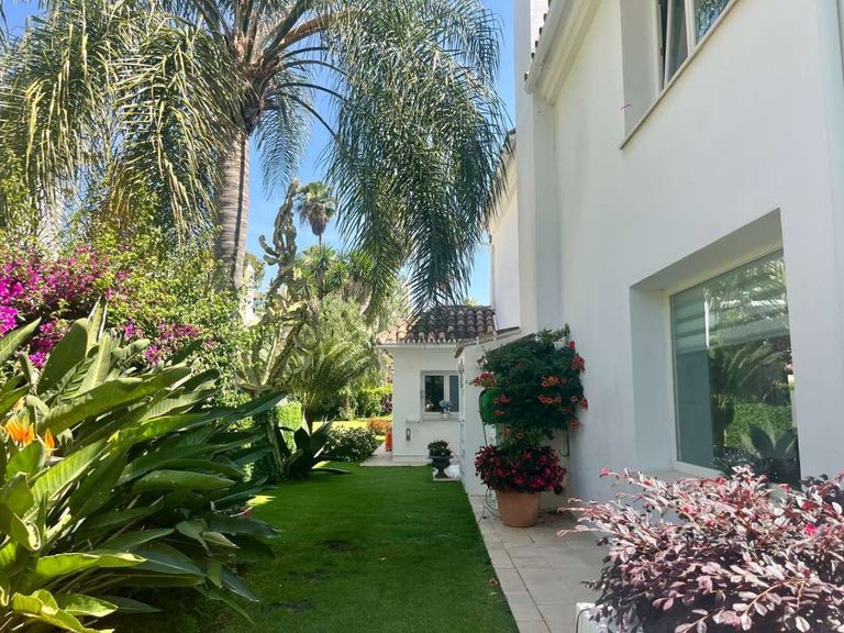Villa for Sale in Mijas, Malaga 27