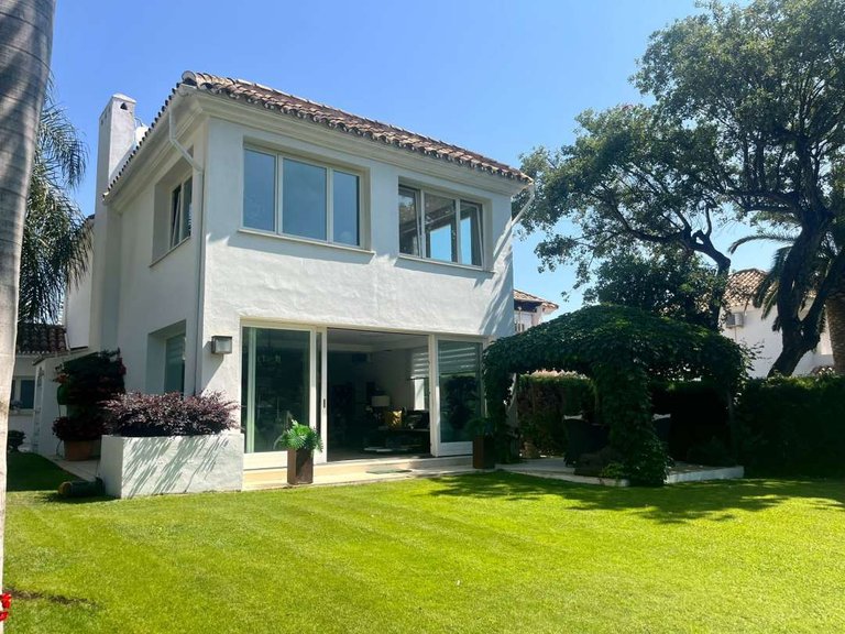 Villa for Sale in Mijas, Malaga 28