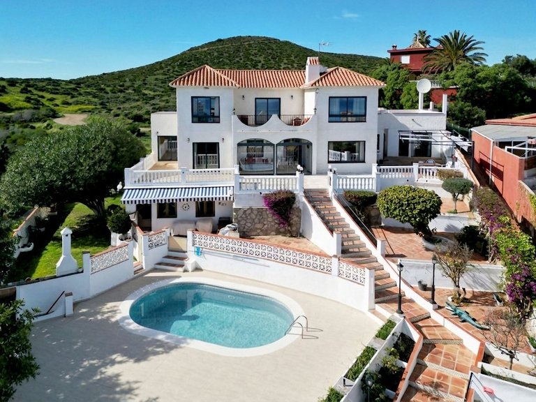 Villa for Sale in Mijas Costa, Malaga 1