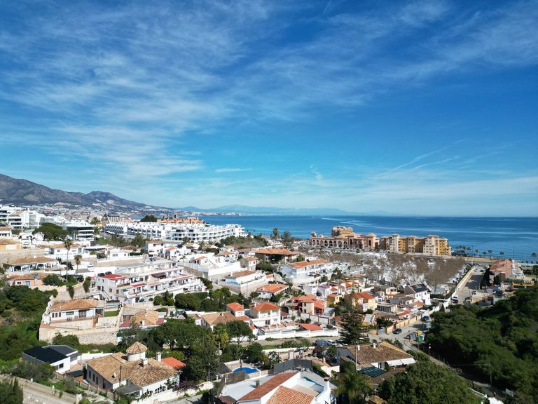 Villa for Sale in Mijas Costa, Malaga 25