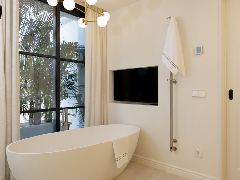 Villa for Sale in La Quinta, Malaga 37