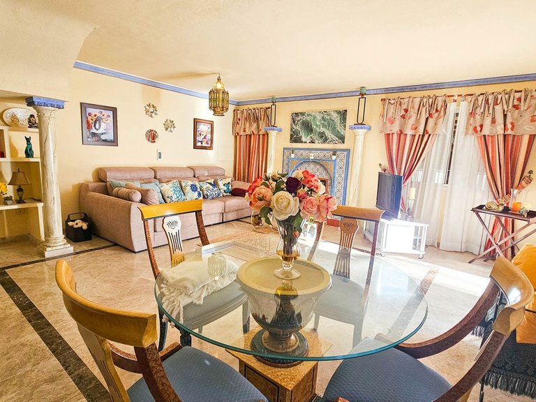 Villa for Sale in Casares Playa, Malaga 11