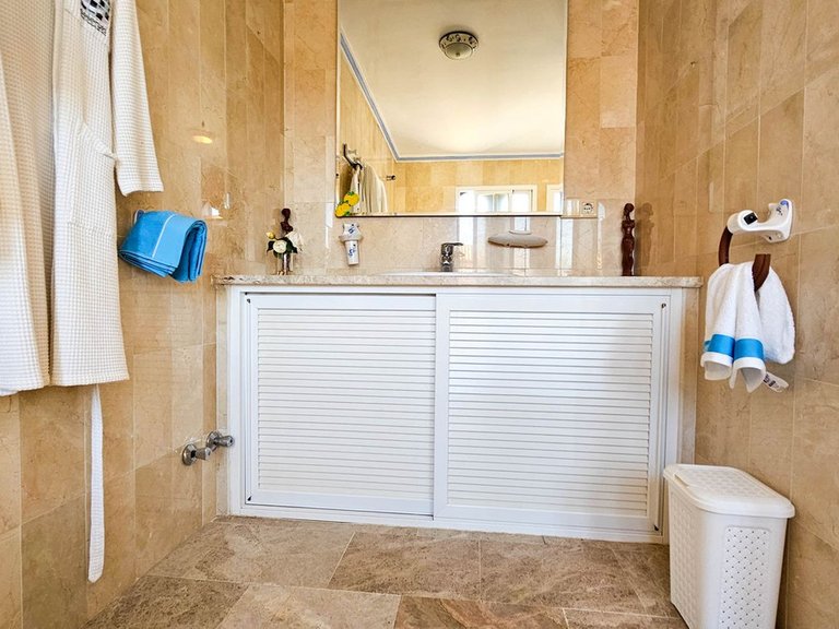 Villa for Sale in Casares Playa, Malaga 30
