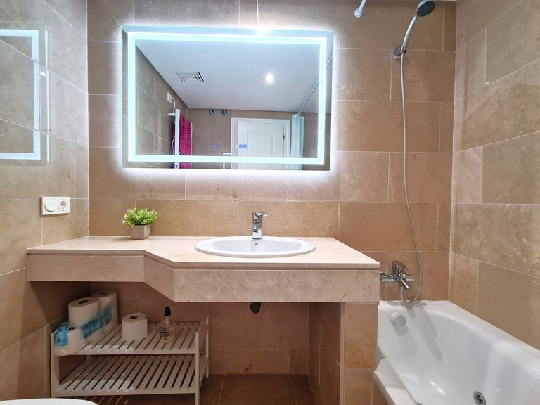 Villa for Sale in La Duquesa, Malaga 6