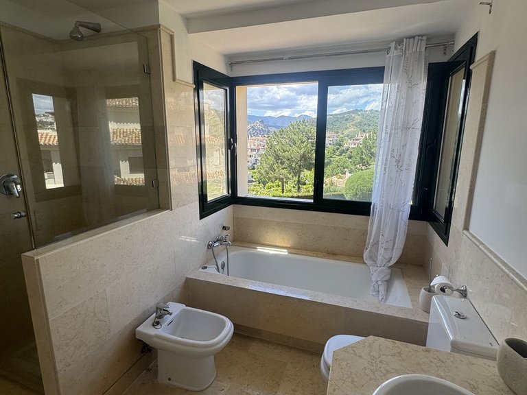 Apartment for Sale in Benahavís, Malaga 17