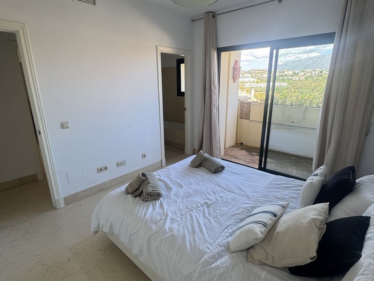 Apartment for Sale in Benahavís, Malaga 21