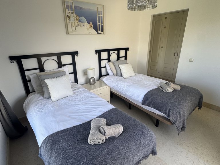 Apartment for Sale in Benahavís, Malaga 28