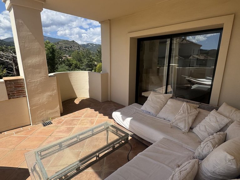 Apartment for Sale in Benahavís, Malaga 38