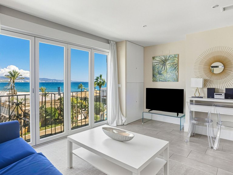 Apartment for Sale in The Golden Mile, Malaga 18
