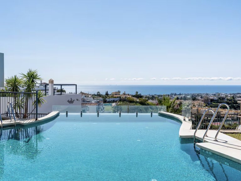 Apartment for Sale in Benahavís, Malaga 23