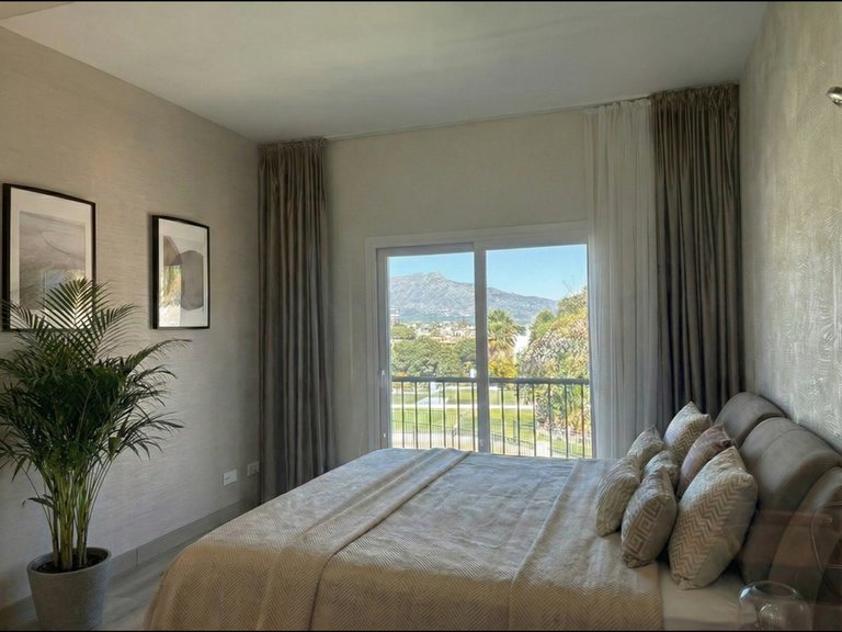 Apartment for Sale in Benahavís, Malaga 9