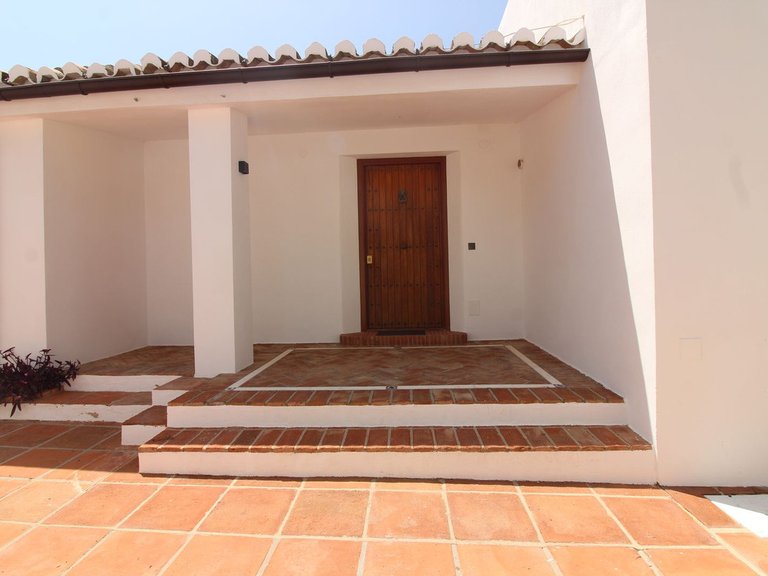 Villa for Sale in Benalmadena, Malaga 13