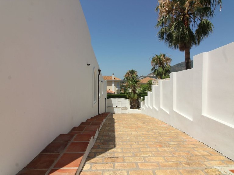 Villa for Sale in Benalmadena, Malaga 14