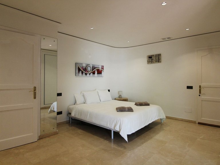Villa for Sale in Benalmadena, Malaga 31