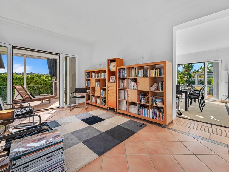 Villa for Sale in Sotogrande, Cadiz 12