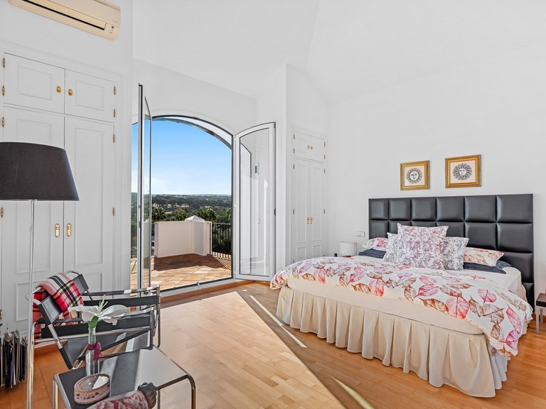 Villa for Sale in Sotogrande, Cadiz 19